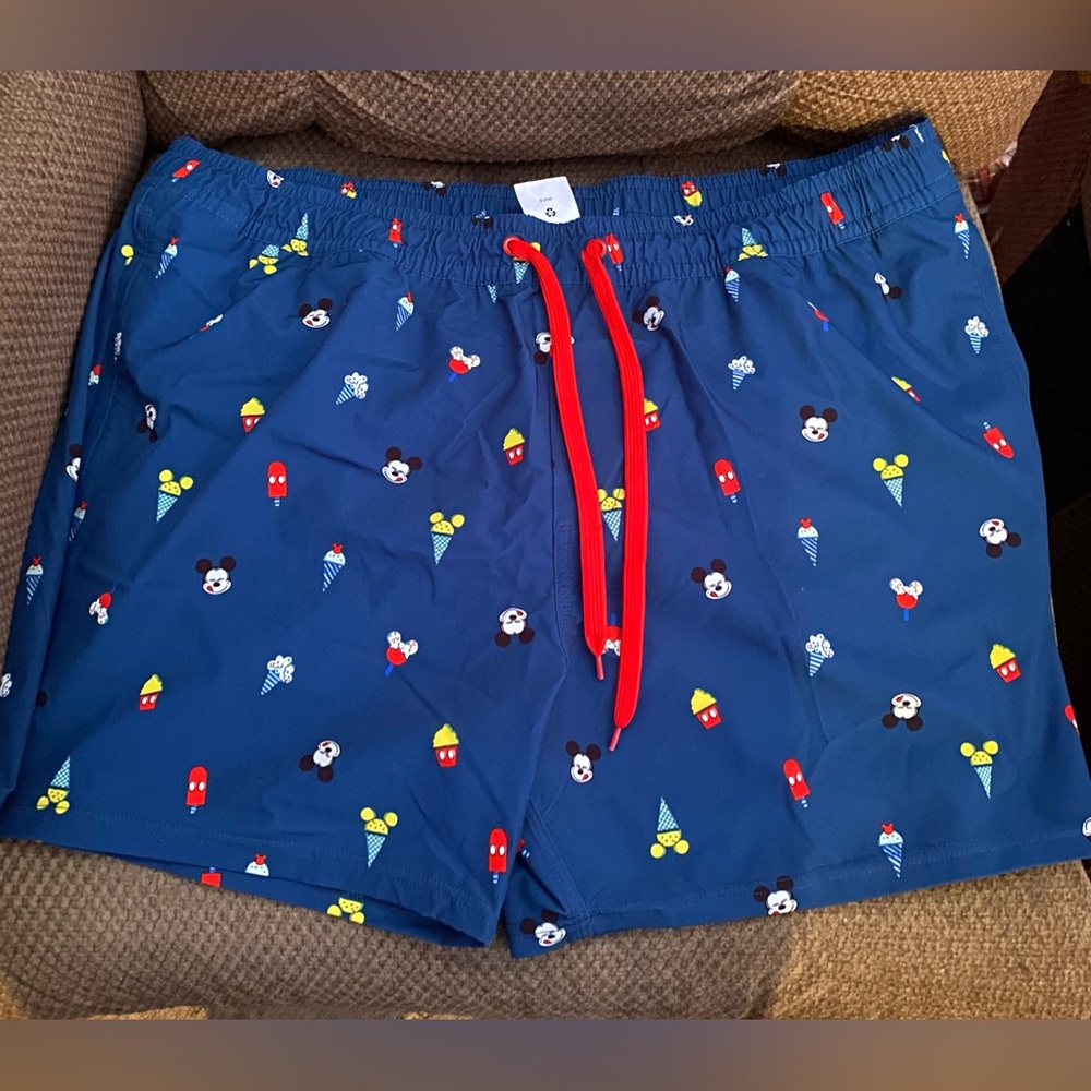Mickey Mouse Summer Fun
Swim Trunks for Men